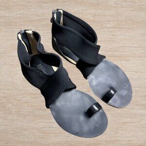 Michael Kors Black Sandals Women's Size 6.5 Designer Shoes Leather Fabric